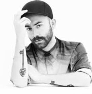 Cantor Woodkid